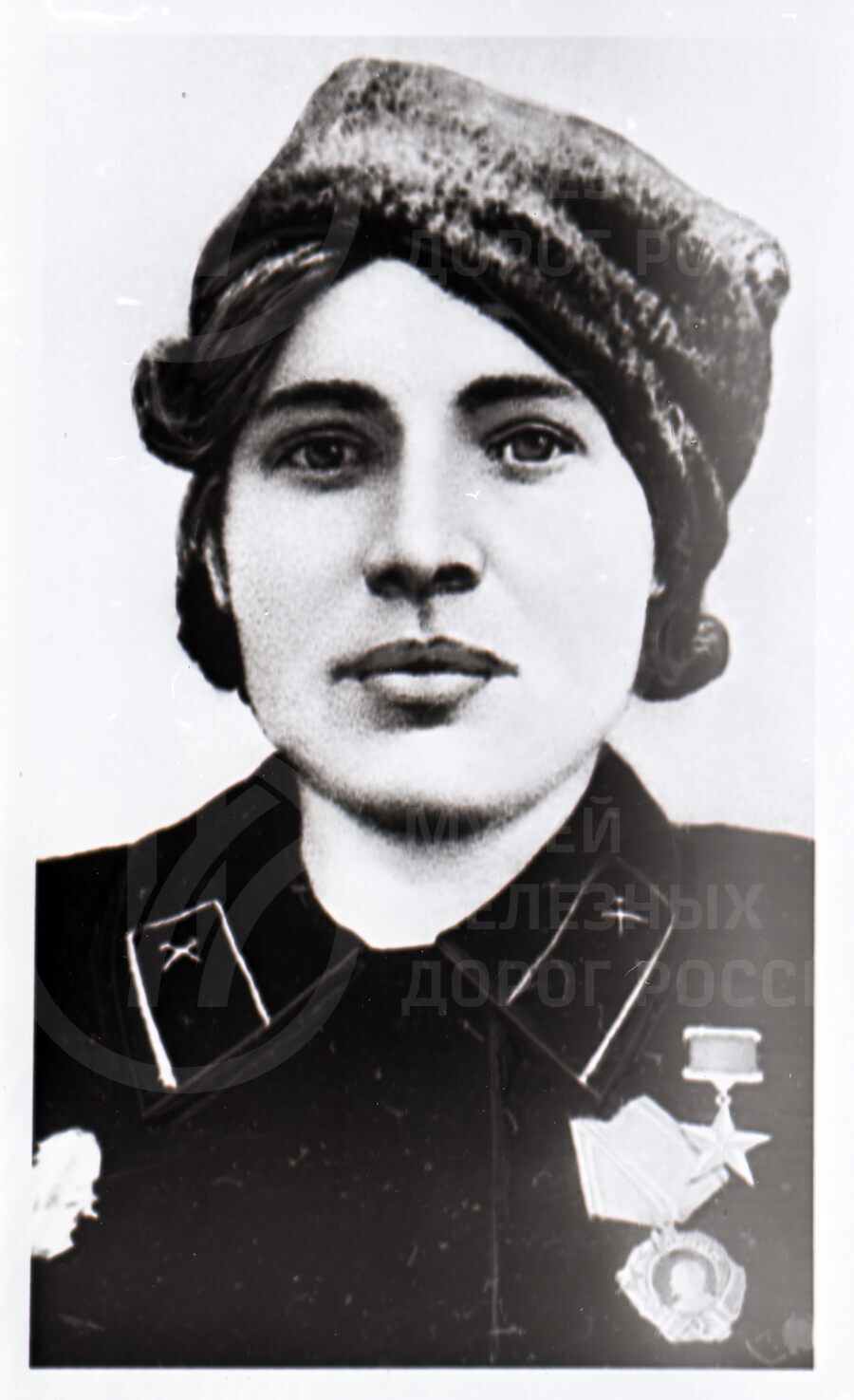 Антонина Николаевна Александрова– стрелочница. 1943 г.