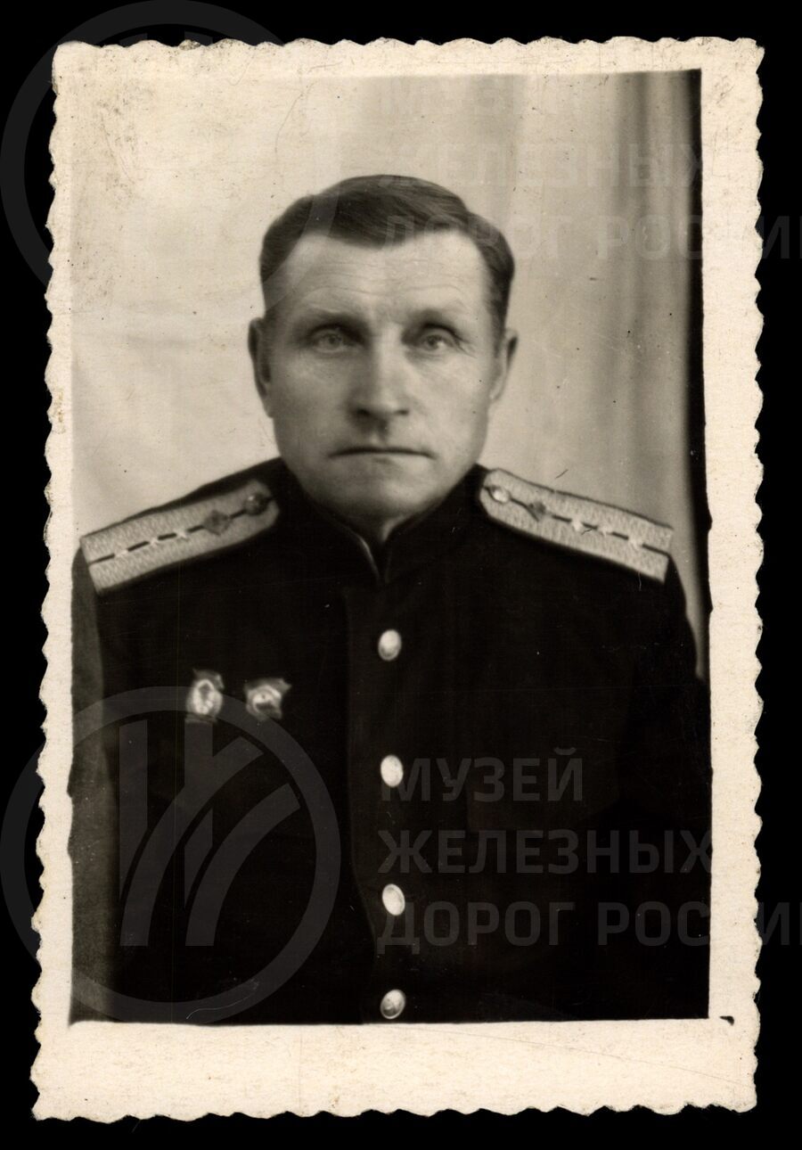 М.И. Малинин – электромеханик Бологовской дистанции связи. 1940-е годы