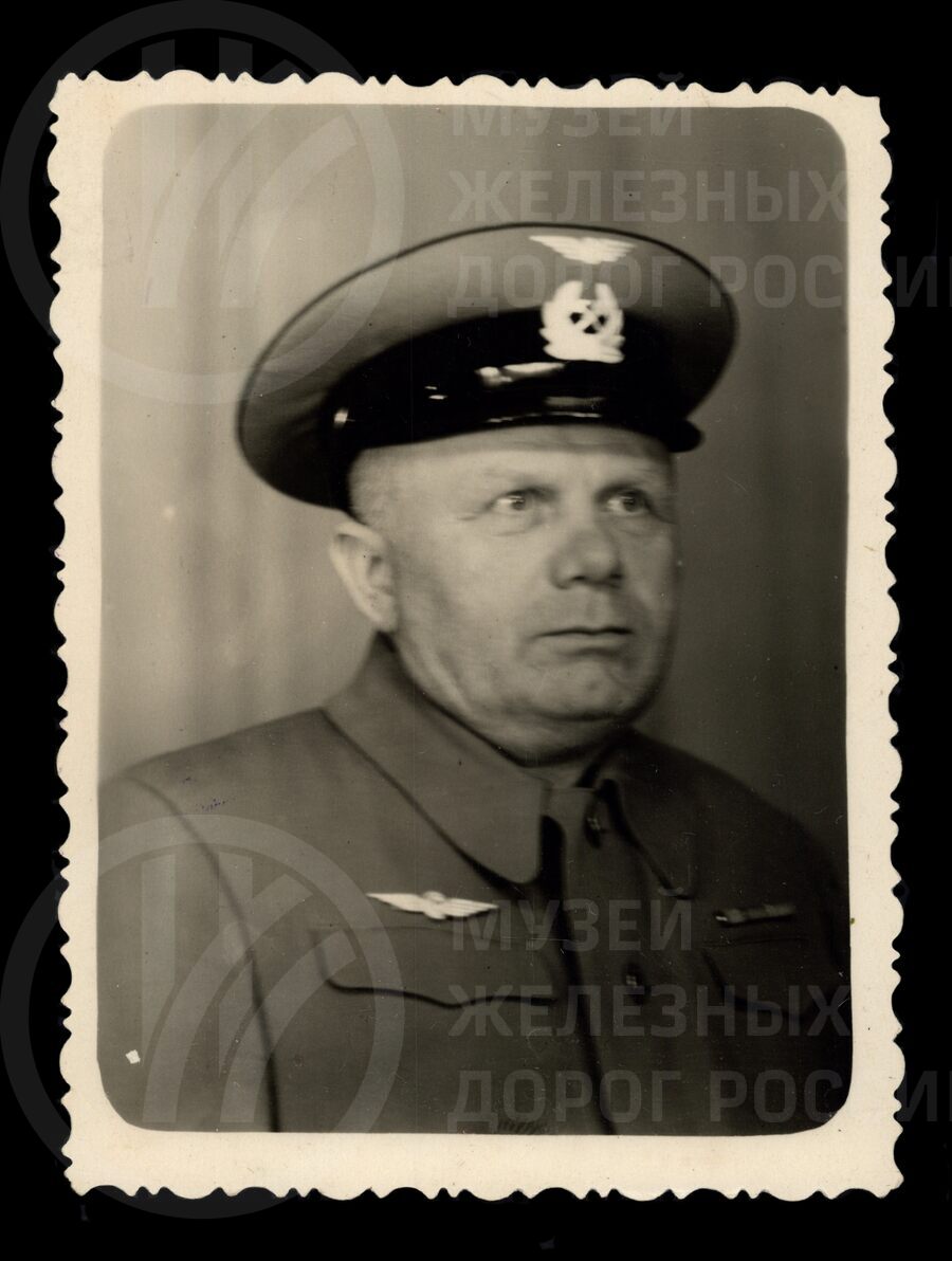 И.А. Михайлов – связист, работник отдел кадров станции Хвойная. 1943–1970 гг.