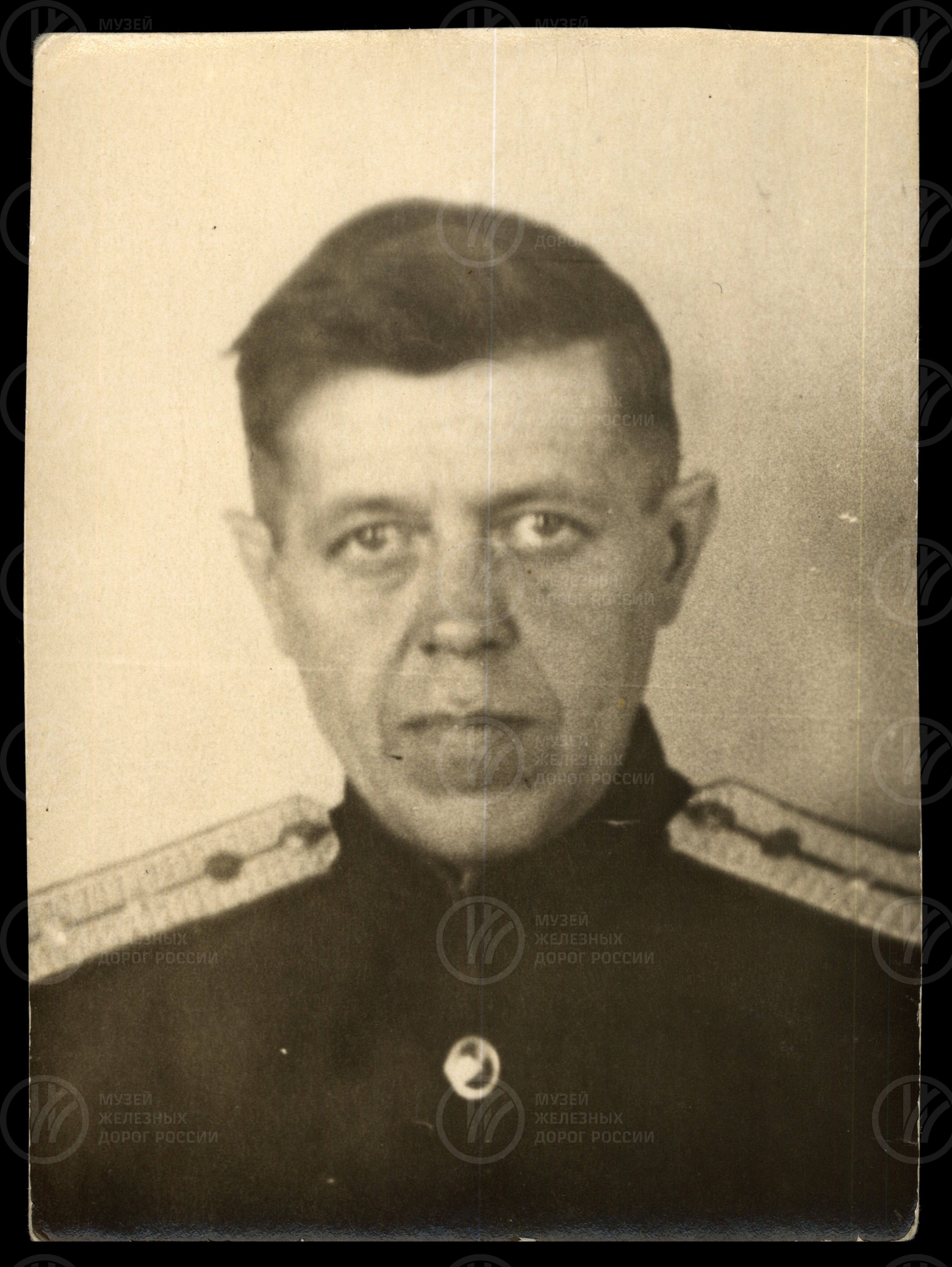 А.С. Конышев  – электромеханик связи. 1940-е годы, изображение 1